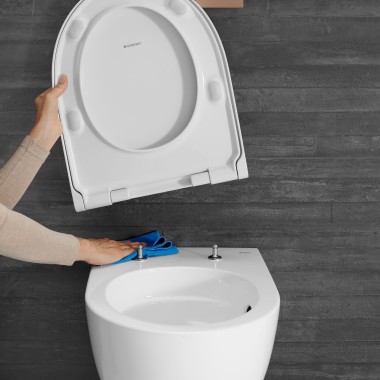 Geberit Acanto -WC-istuin QuickRelease-toiminnolla