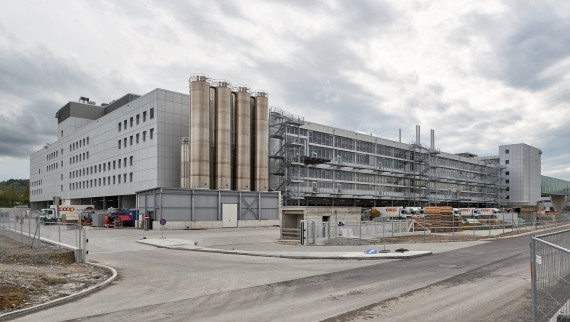 Coopin jakelukeskus Schafisheimissa, Sveitsissä