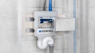 Geberit HS30 -hygieniahuuhteluyksikkö asennettuna (© Geberit)