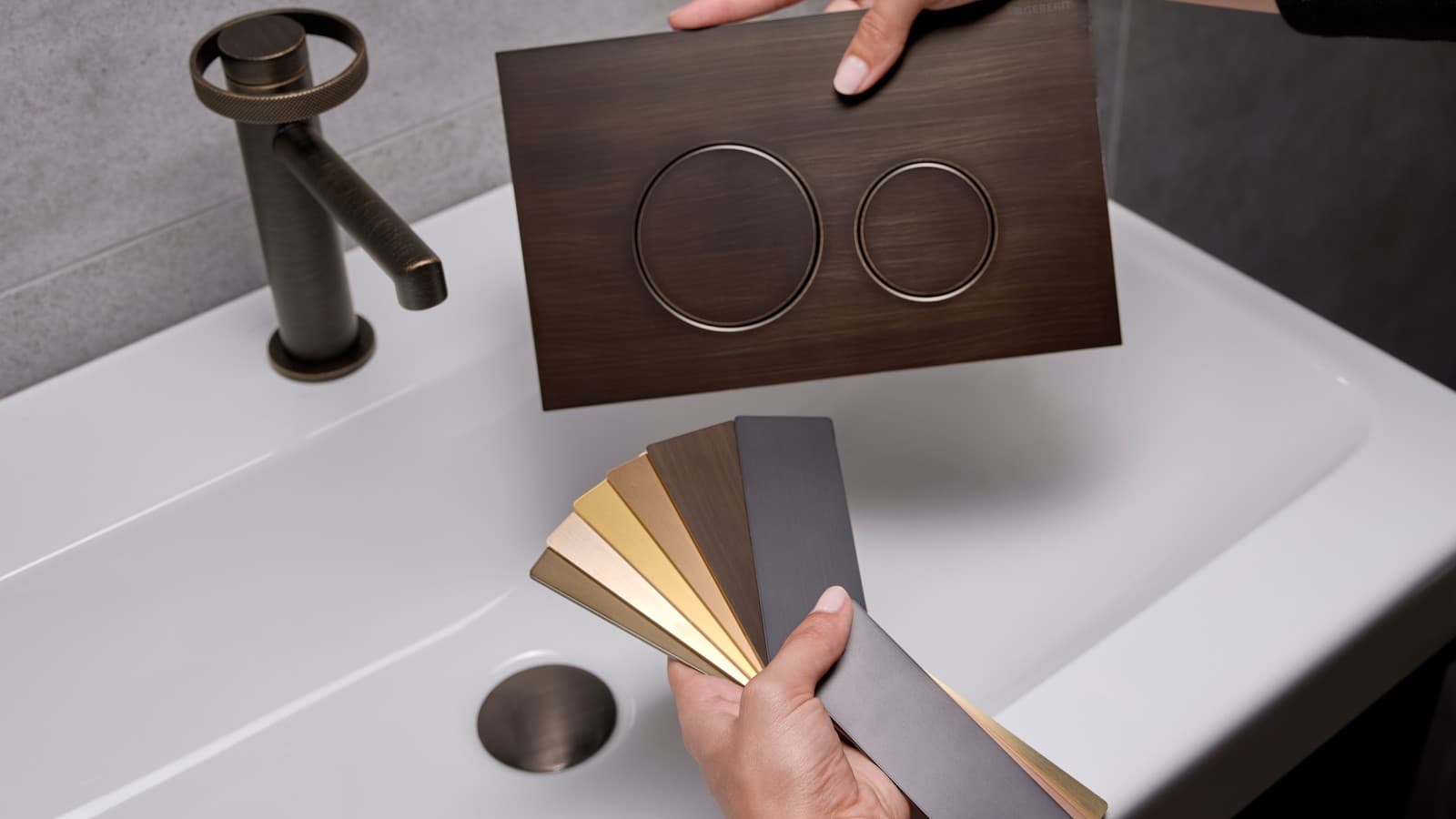 Geberit Sigma40 -huuhtelupainikkeet erikoisväreillä Geberit Sigma40 -huuhtelupainikkeet erikoisväreillä