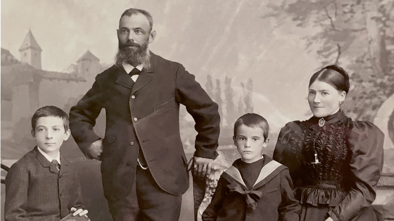 Perustajaperhe Gebert Perustajaperhe Gebert