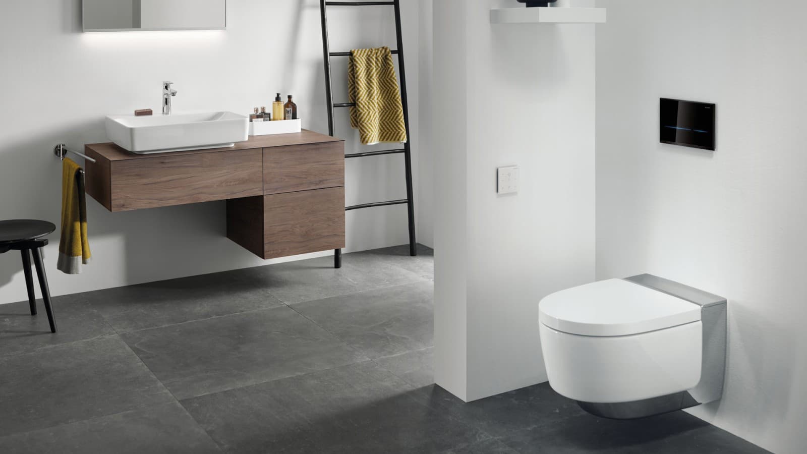 Kosketusvapaa Geberit Sigma80 -huuhtelupainike & Geberit AquaClean Mera -pesu-wc Kosketusvapaa Geberit Sigma80 -huuhtelupainike & Geberit AquaClean Mera -pesu-wc