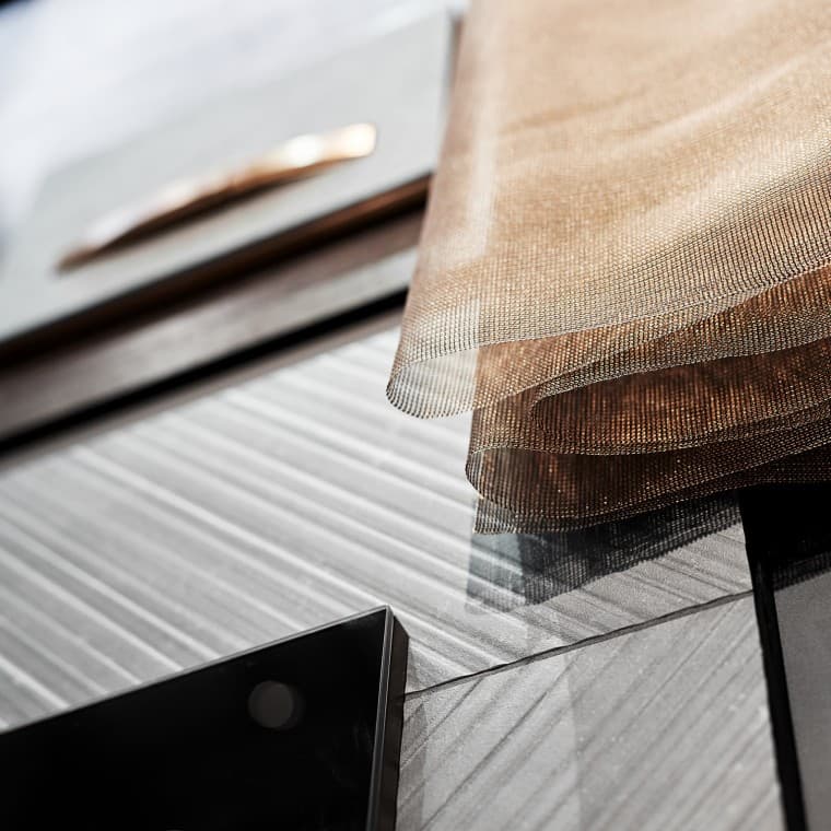 Sigma 50 -huuhtelupainike punakultaisilla painikkeilla Sigma 50 -huuhtelupainike punakultaisilla painikkeilla