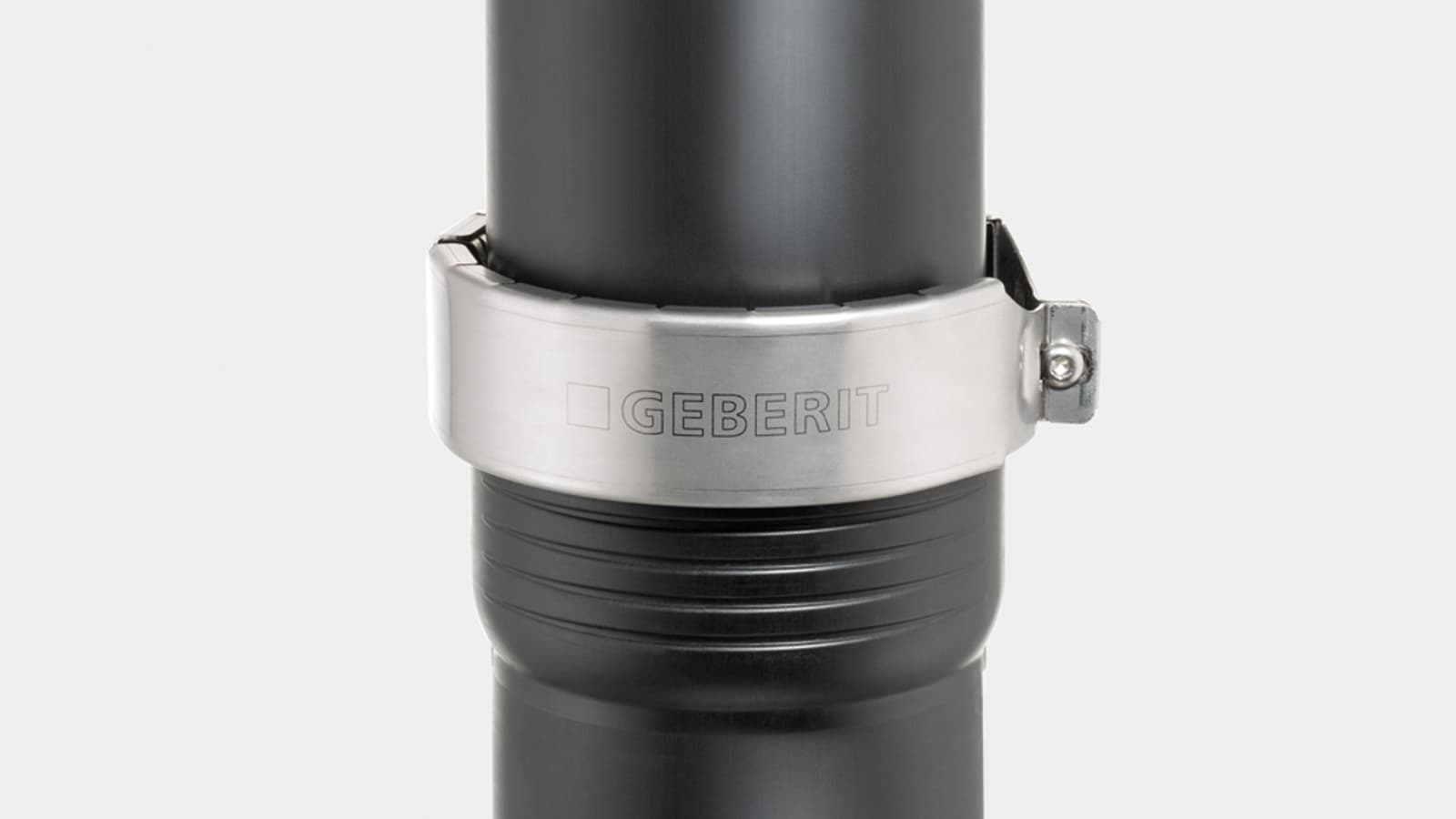 Asennettu Silent-Pro -kytkentähaara kestää jopa 200 kPa:n sisäisen paineen Geberit-muhvilukon kanssa. Asennettu Silent-Pro -kytkentähaara kestää jopa 200 kPa:n sisäisen paineen Geberit-muhvilukon kanssa.