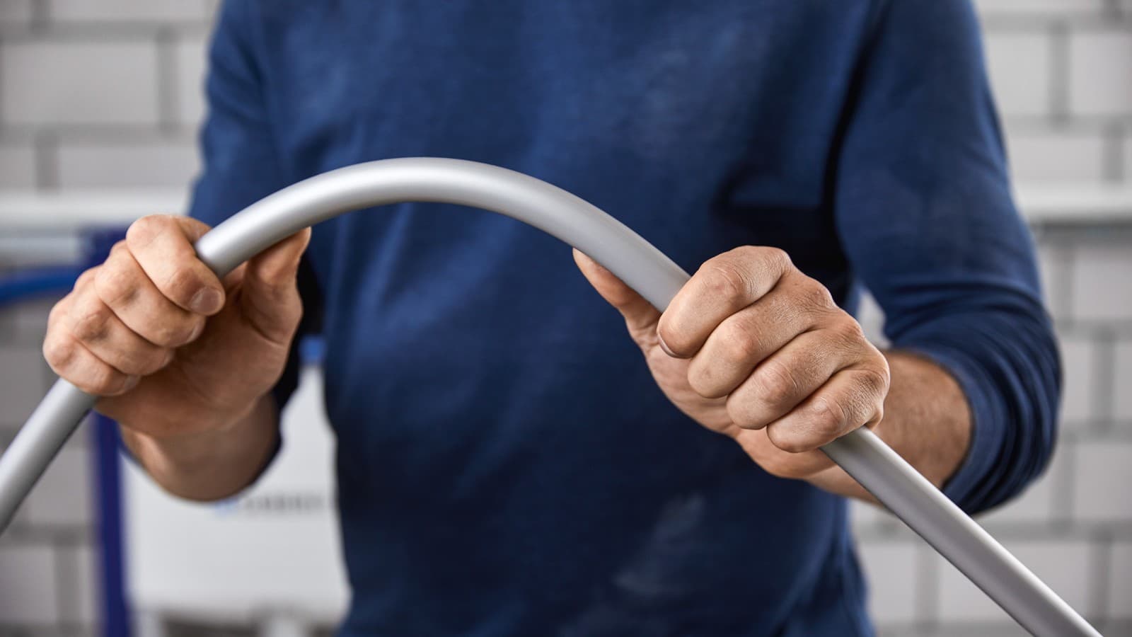 Geberit FlowFit -putken aivuttaminen käsin Geberit FlowFit -putken aivuttaminen käsin
