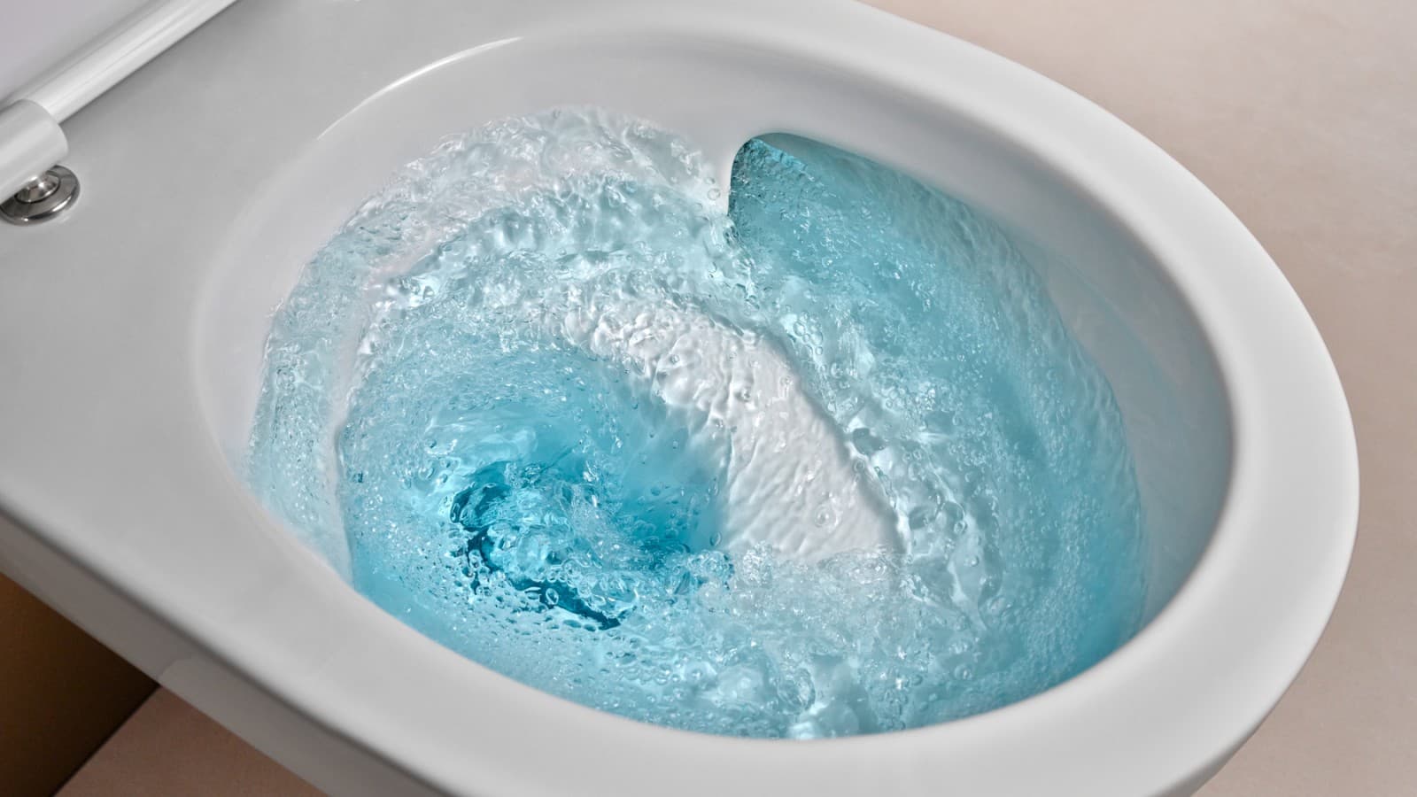 TurboFlush-huuhteluteknologia Acanto-WC-istuimessa TurboFlush-huuhteluteknologia Acanto-WC-istuimessa